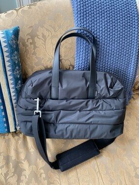 ✈️ Away Quilted Nylon Mini Weekender / Overnight Travel Bag - Like New